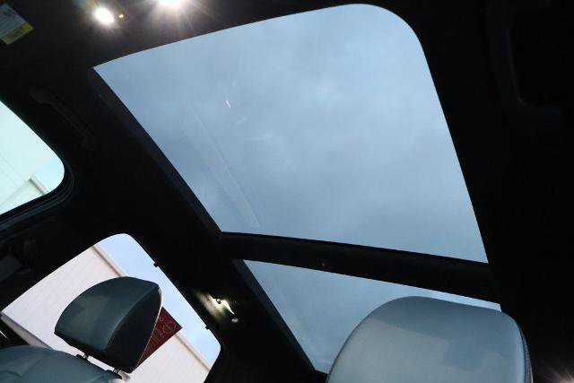 Used 2025 Kia Sorento SX Prestige image 22