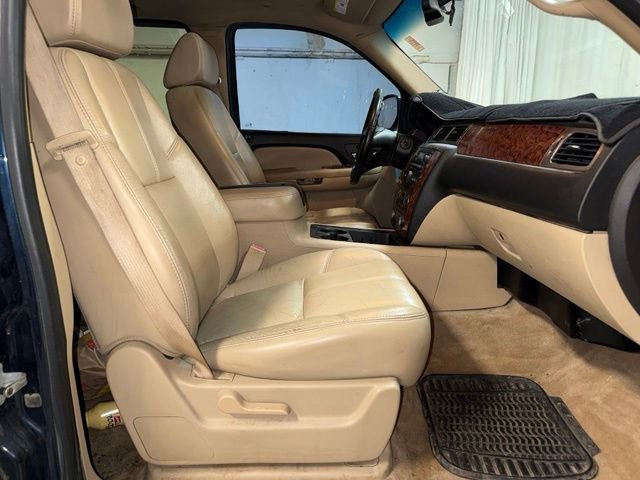 Used 2007 Chevrolet Avalanche LT w/ LT Preferred Equipment Group AWD/4WD image 21