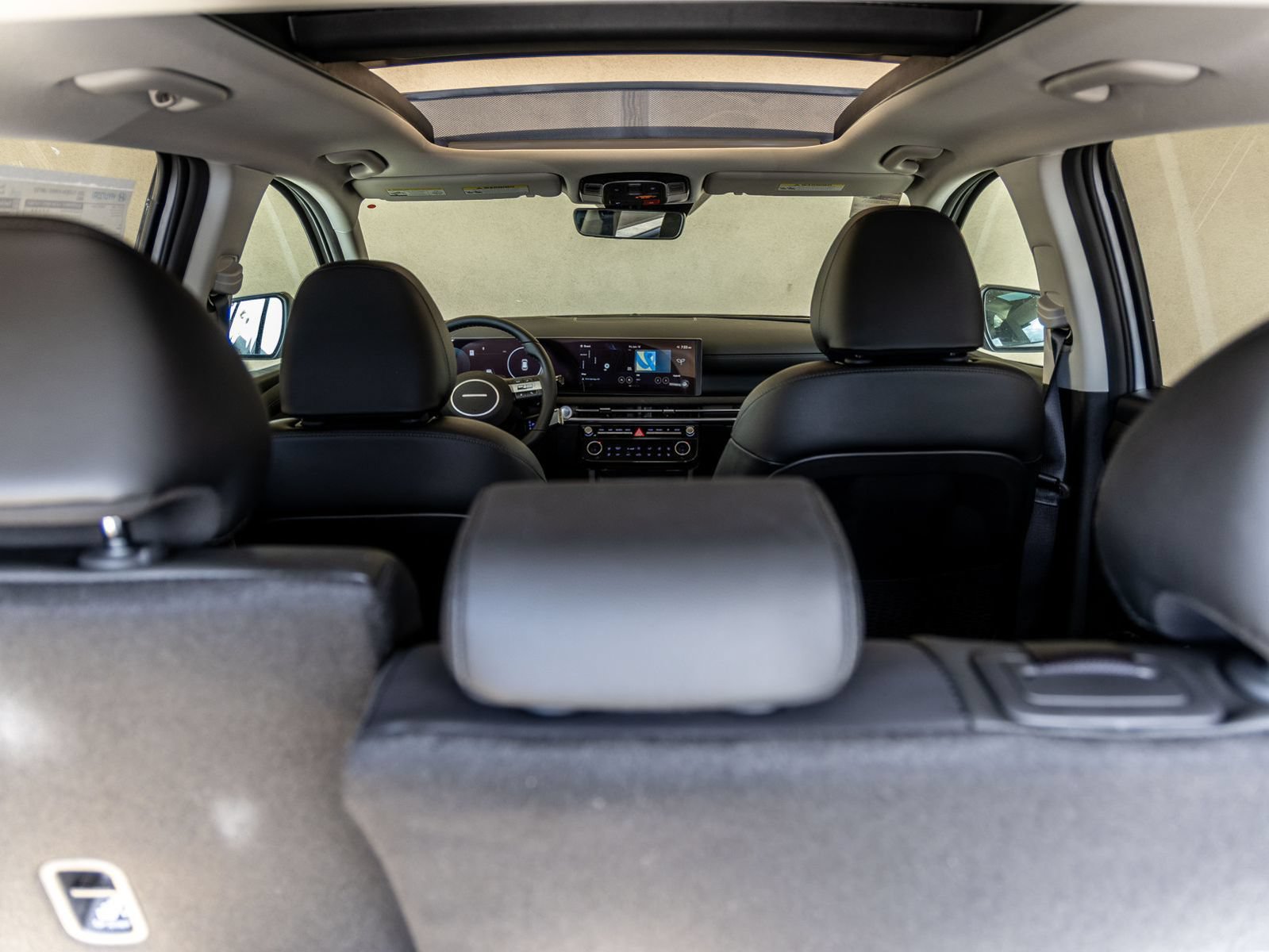 New 2025 Hyundai Tucson Limited AWD/4WD image 32