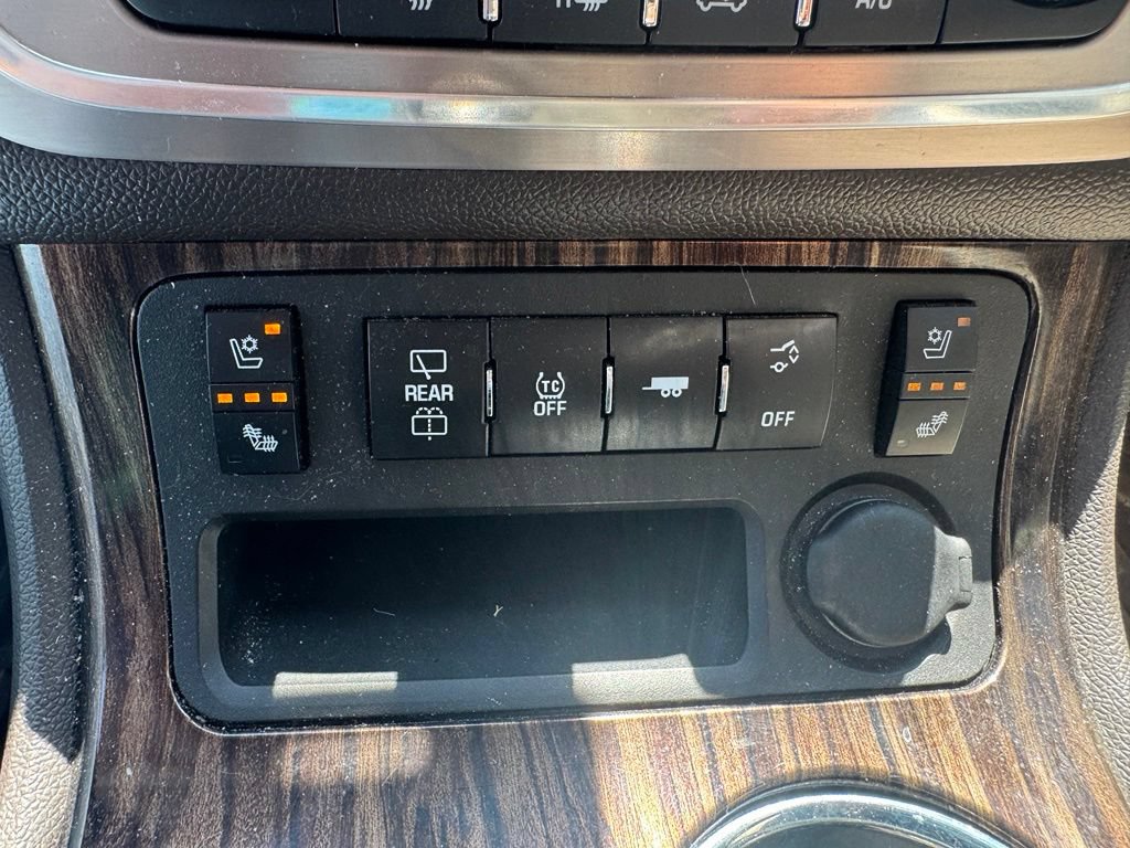 Used 2014 GMC Acadia Denali FWD image 16