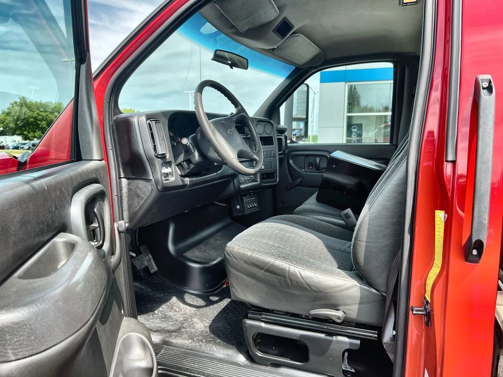 Used 2003 Chevrolet Kodiak C4500 2WD Regular Cab image 15