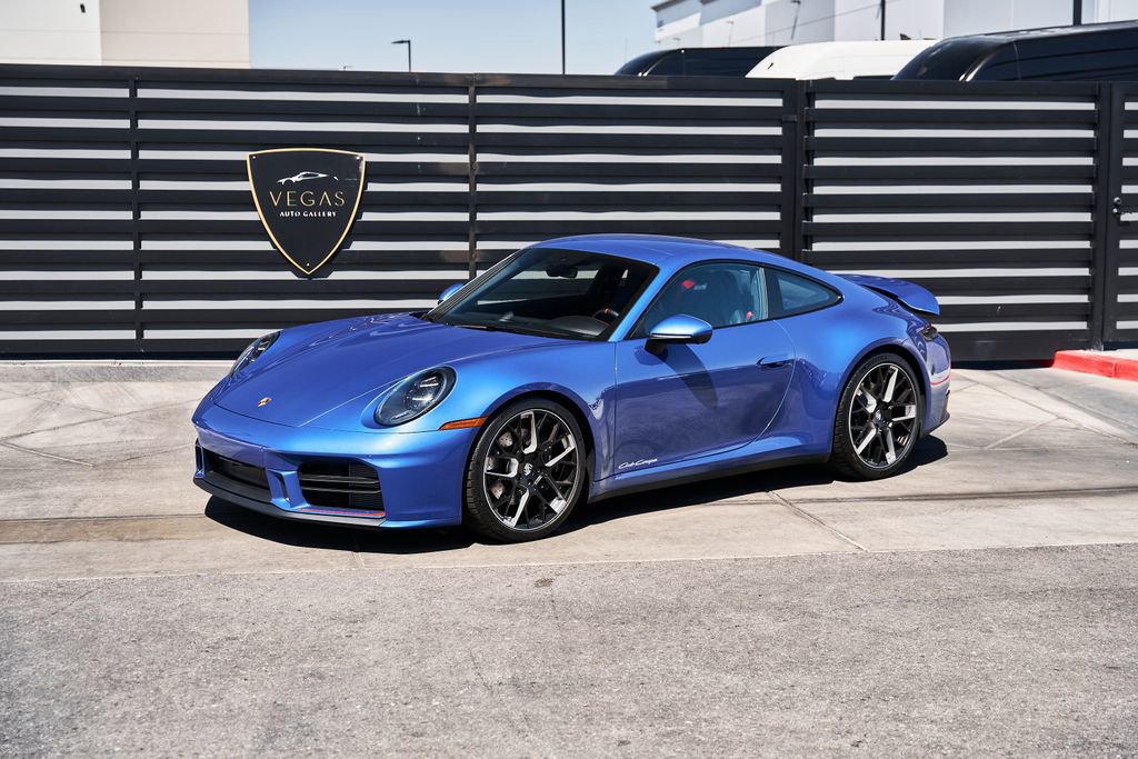 Used 2026 Porsche 911 Carrera T RWD image 8