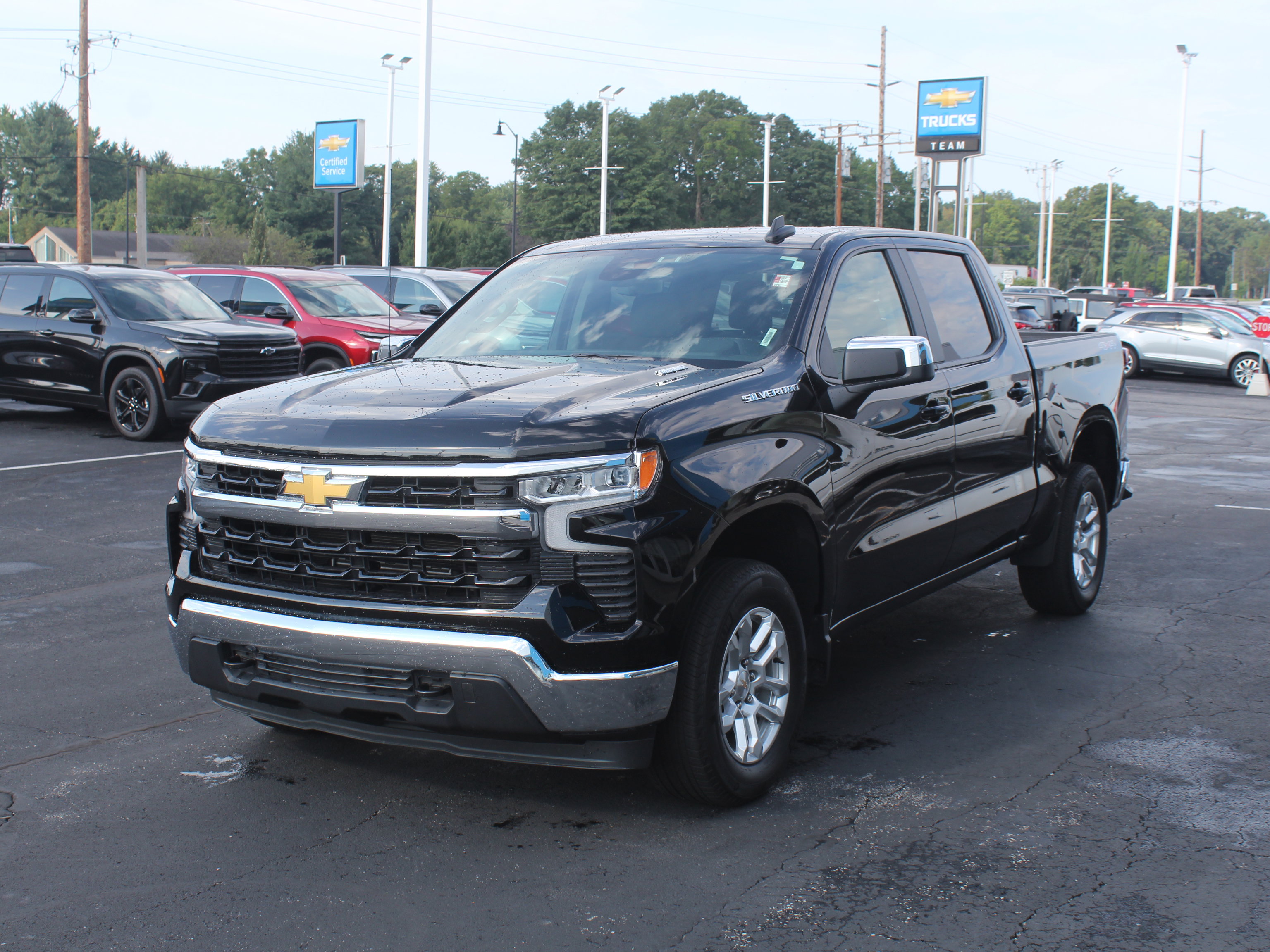 Certified 2026 Chevrolet Silverado 1500 LT AWD/4WD image 10