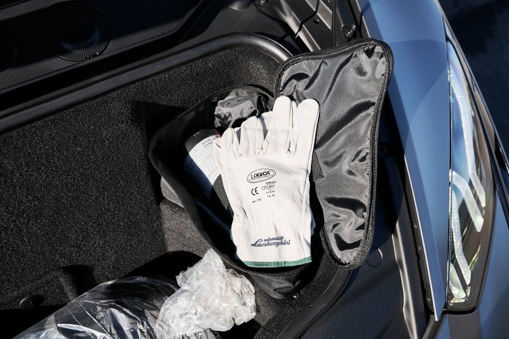 Used 2023 Lamborghini Huracan Tecnica image 10