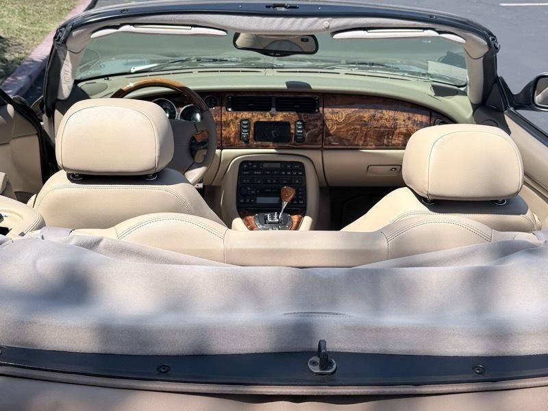 Used 2006 Jaguar XK8 Convertible RWD image 21