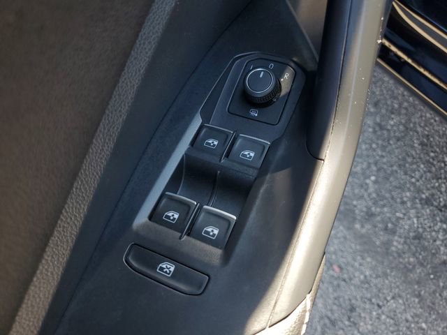 Used 2024 Volkswagen Jetta Sport image 20