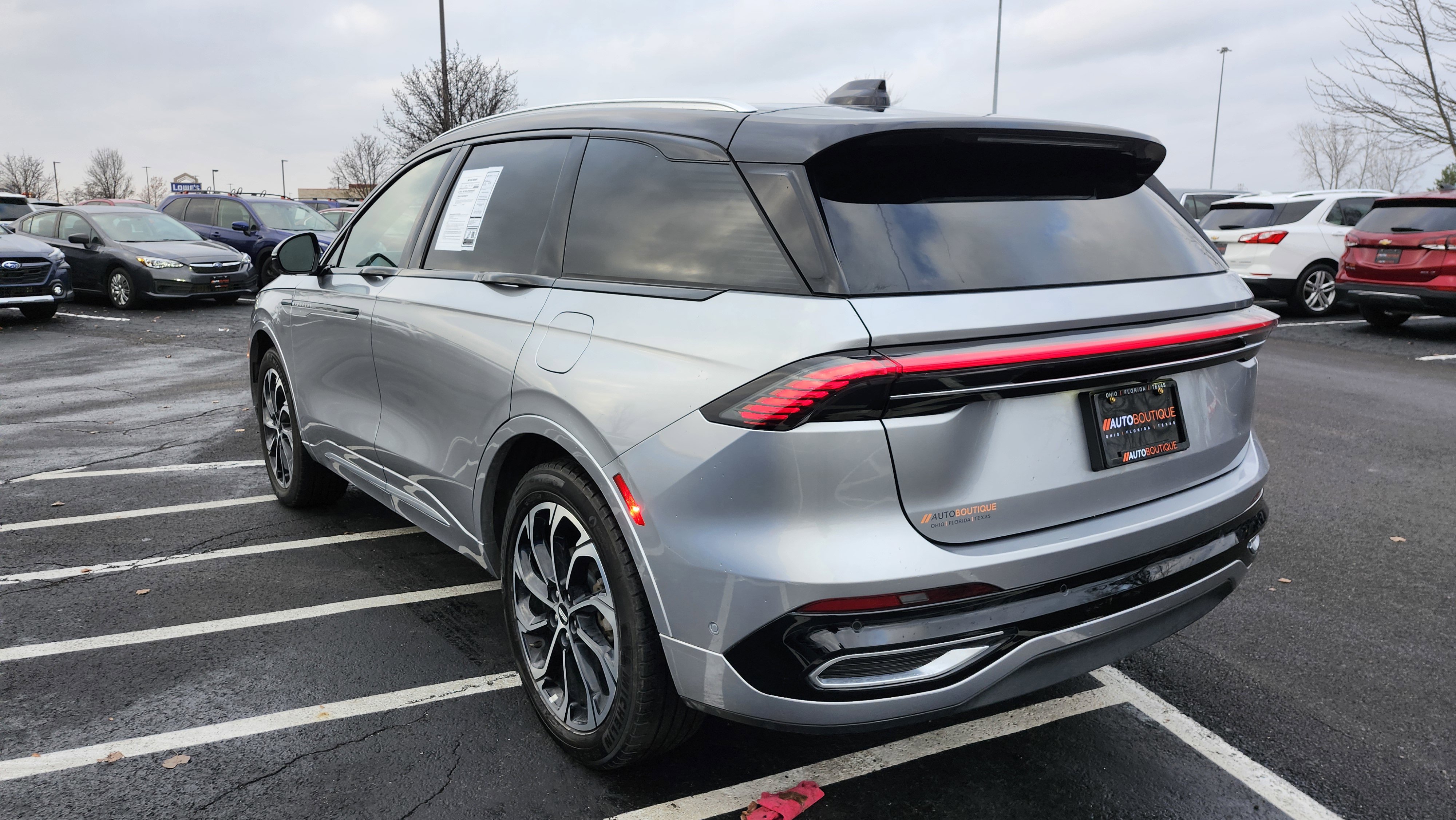 Used 2024 Lincoln Nautilus Reserve image 15