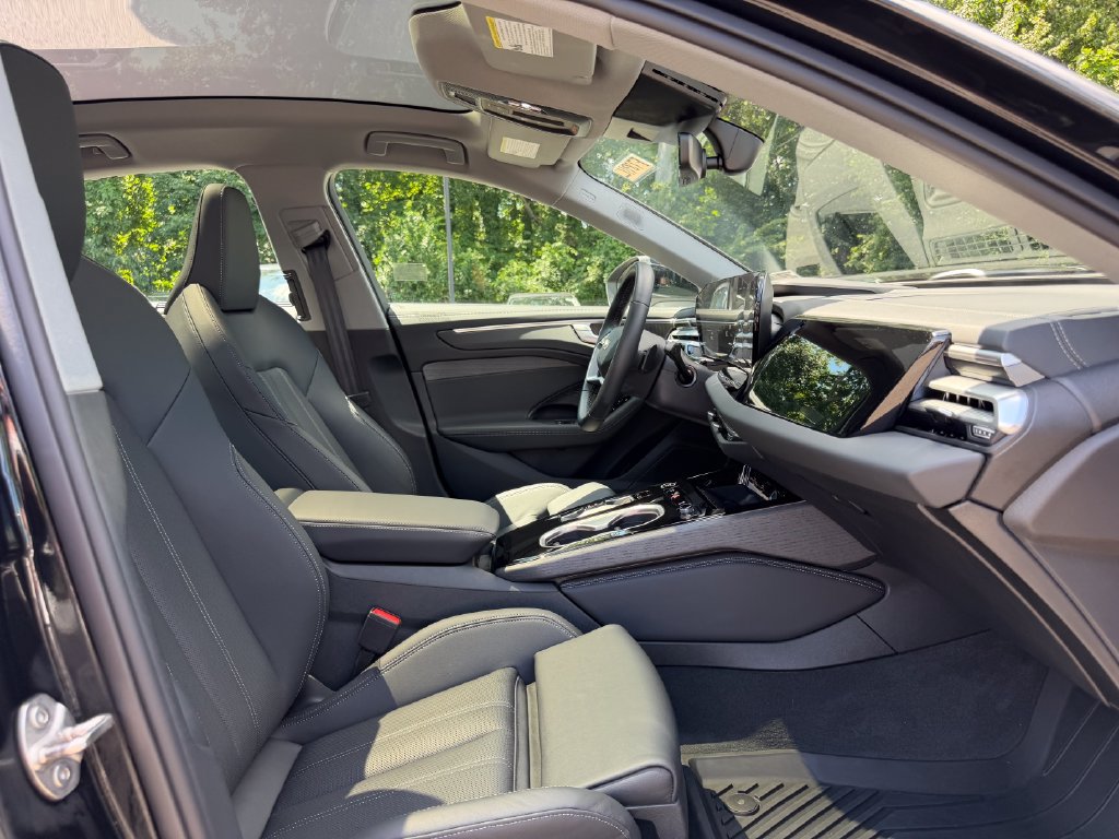 Certified 2026 Audi A6 Premium Plus w/ Premium Plus Package AWD/4WD image 19