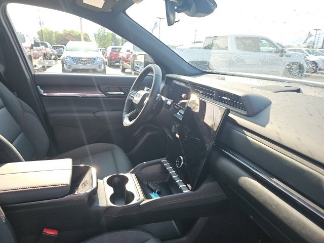 New 2026 GMC Terrain AT4 w/ LPO, Floor Liner Package image 25