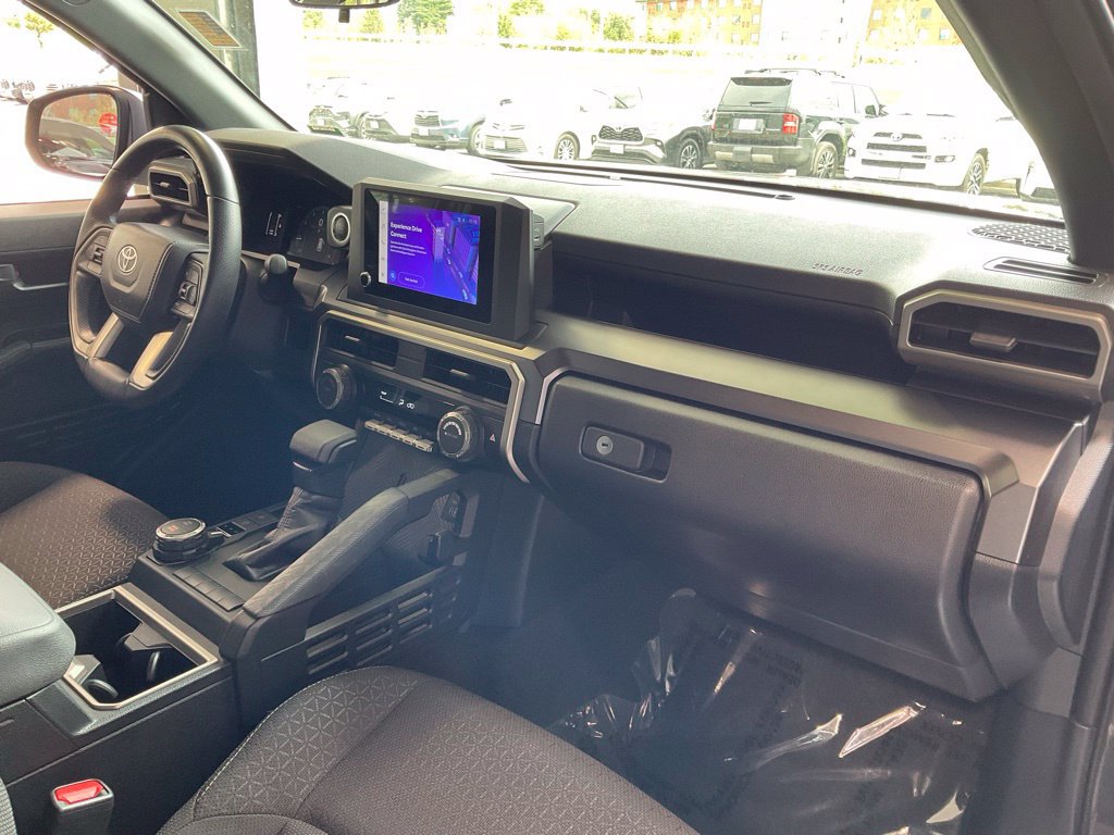 Certified 2025 Toyota 4Runner SR5 AWD/4WD image 18