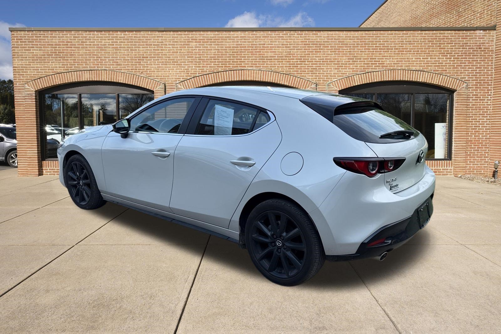Certified 2025 MAZDA MAZDA3 s Sport w/ Appearance Package FWD image 5