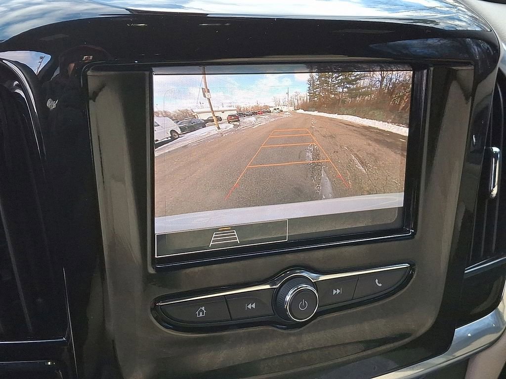 Used 2023 Chevrolet Traverse LS w/ Midnight/Sport Edition image 24