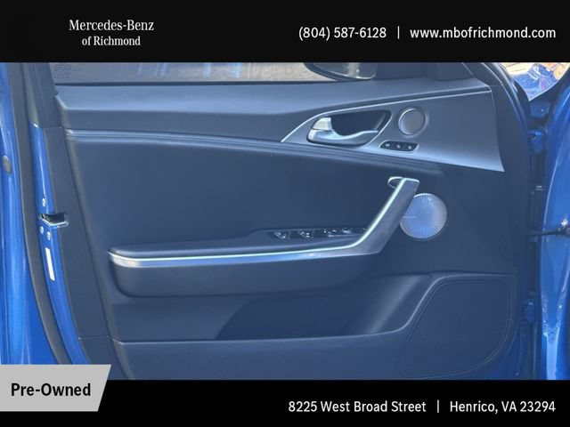 Used 2018 Kia Stinger GT1 AWD/4WD image 12
