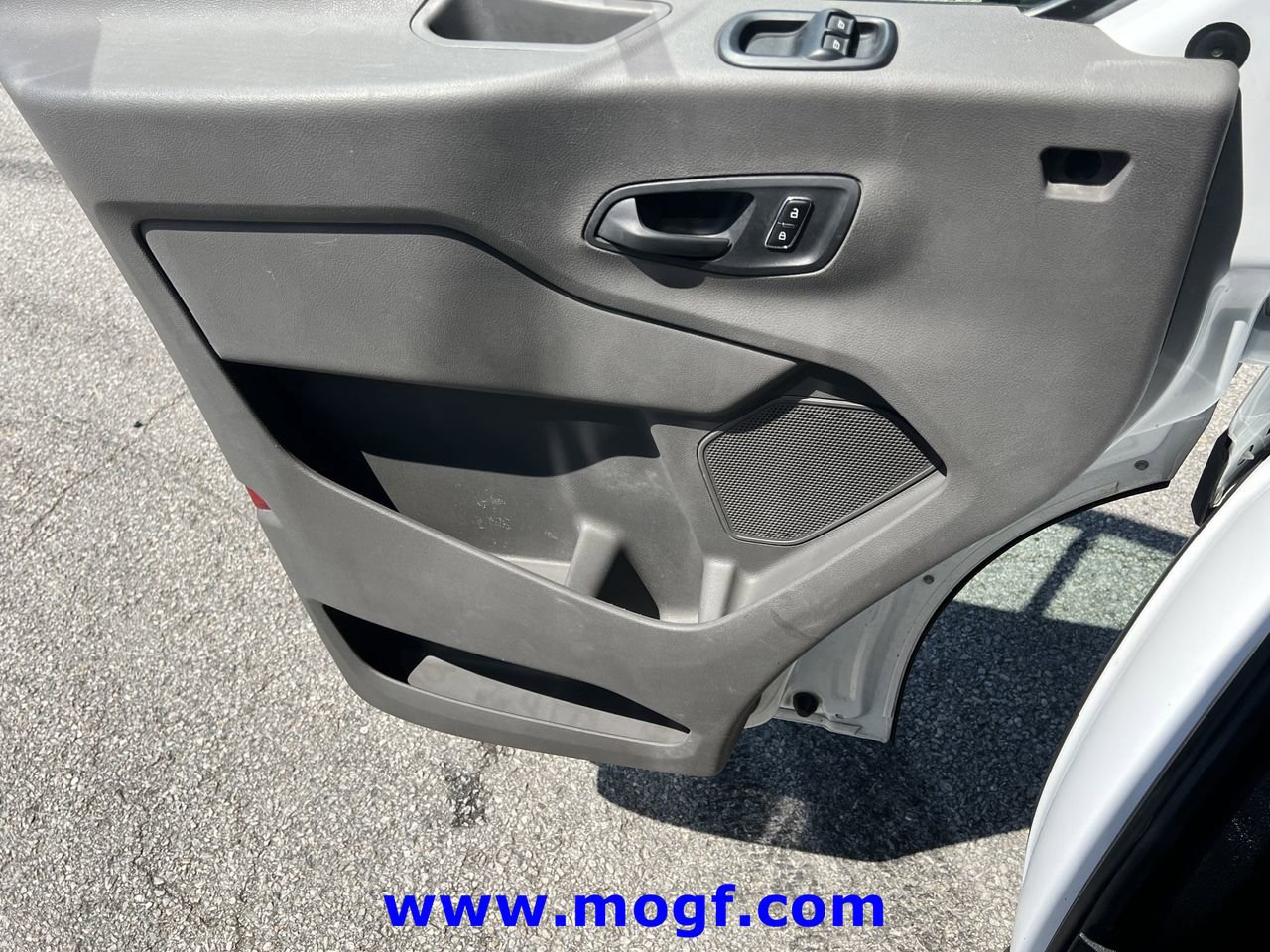 Used 2023 Ford Transit 250 148 High Roof Extended RWD image 16