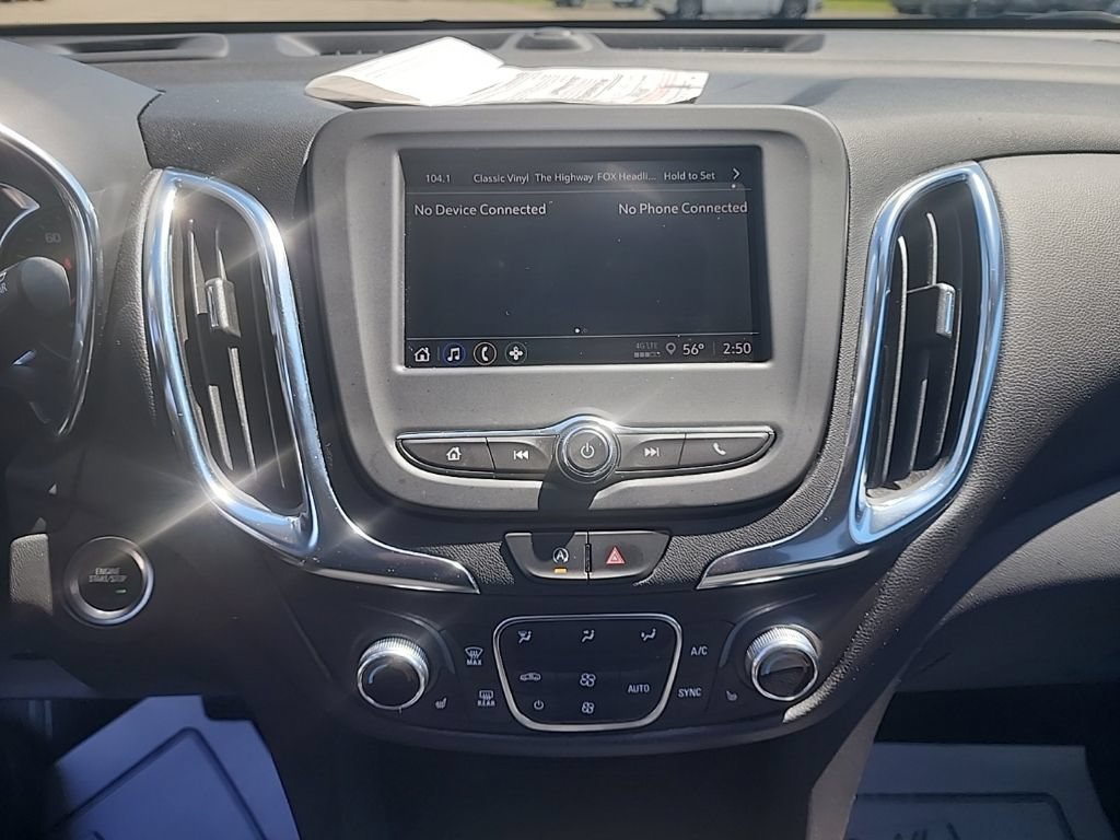 Used 2024 Chevrolet Equinox LT AWD/4WD image 16