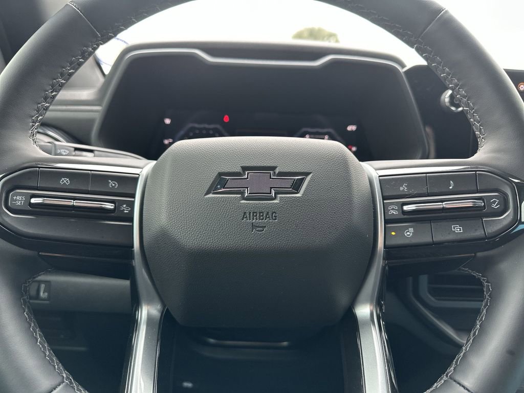 Used 2025 Chevrolet Colorado Trail Boss image 21