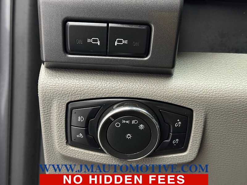 Used 2021 Ford F350 XLT w/ XLT Premium Package image 29