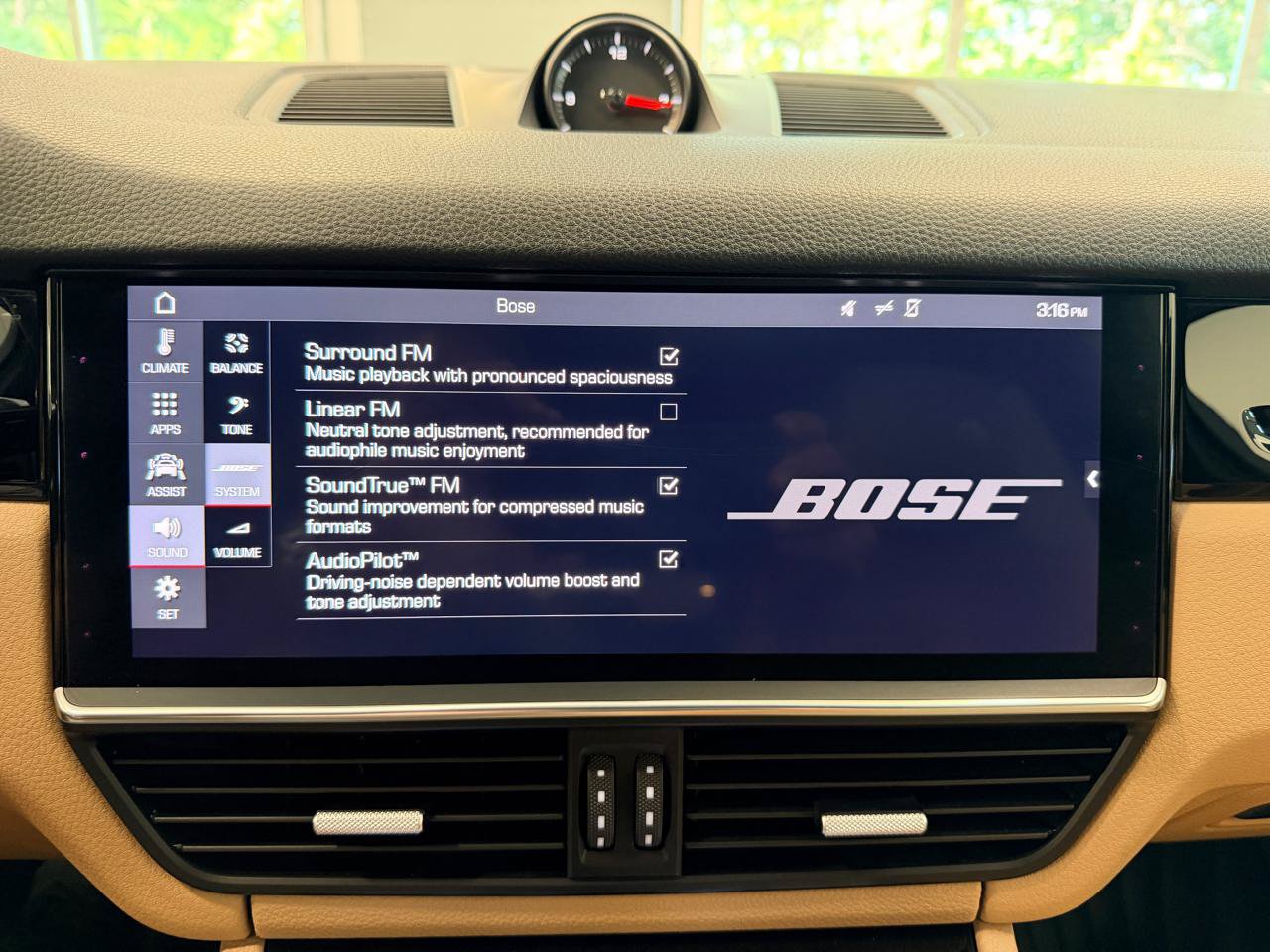 Used 2019 Porsche Cayenne AWD/4WD image 50