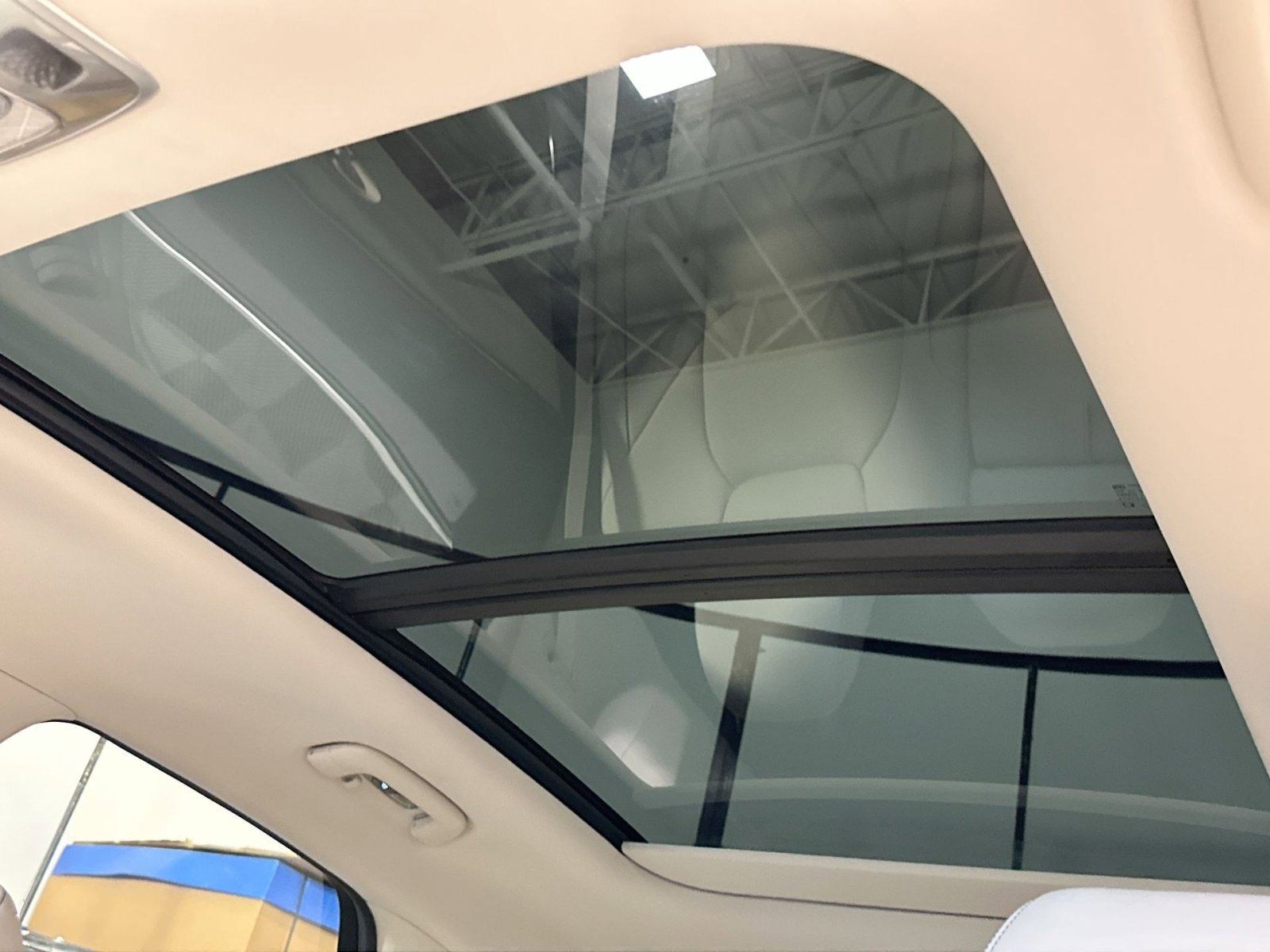 Used 2024 Genesis GV70 2.5T w/ Advanced Package image 33