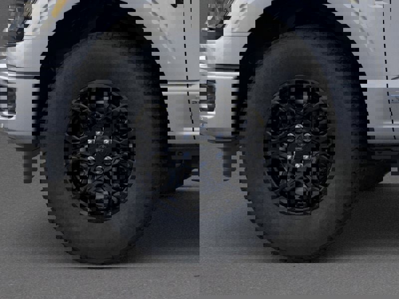 New 2025 Ford F150 XLT w/ Equipment Group 302A MID image 19