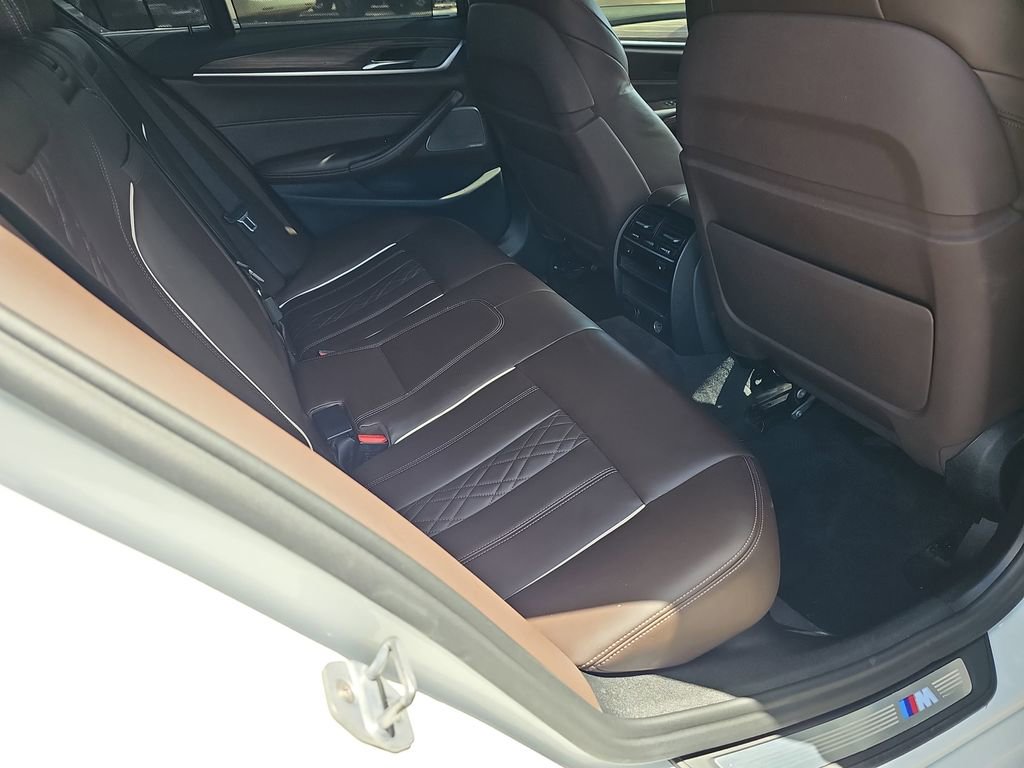 Used 2019 BMW M550i xDrive w/ Premium Package image 14