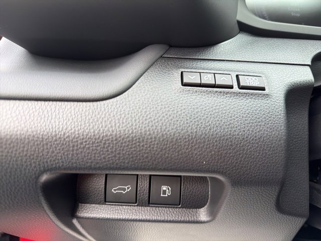 Certified 2025 Toyota Crown Signia XLE image 21