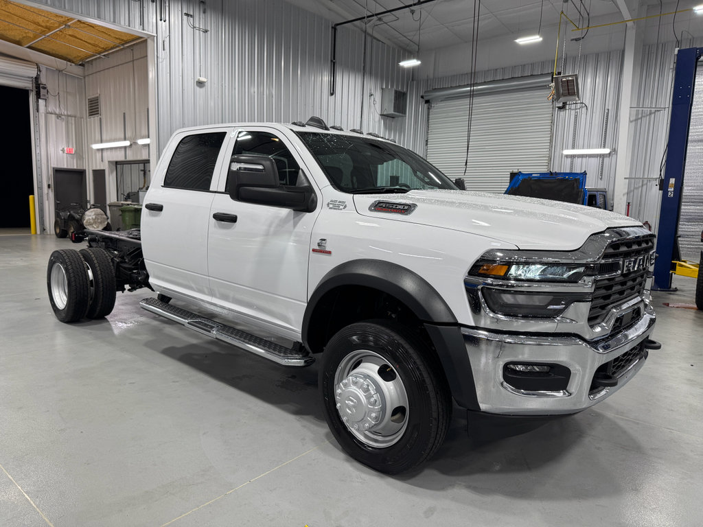 New 2025 RAM 4500 Tradesman AWD/4WD image 18