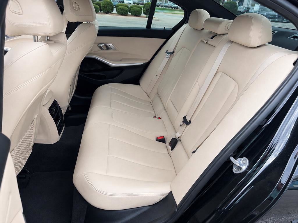 Used 2020 BMW 330i Sedan w/ Driving Assistance Package RWD image 6