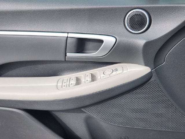 Used 2025 Hyundai Sonata SEL FWD image 11