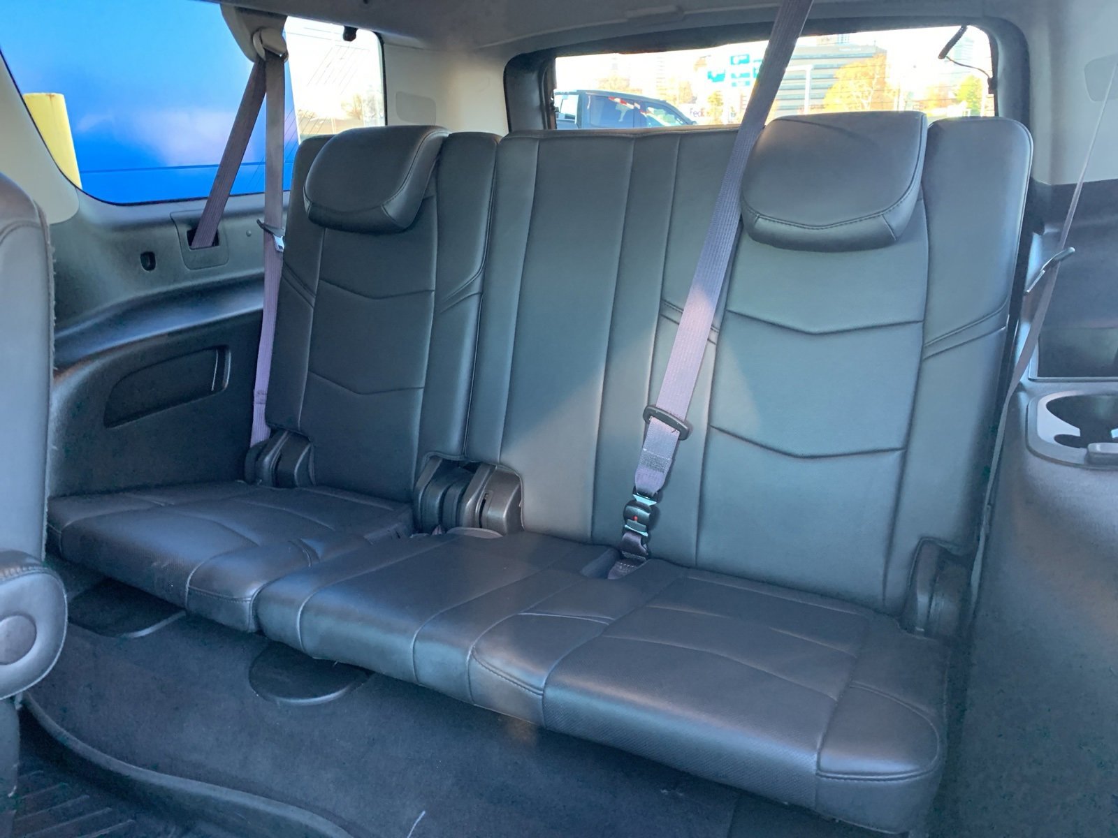 Used 2017 Cadillac Escalade ESV 4WD image 17