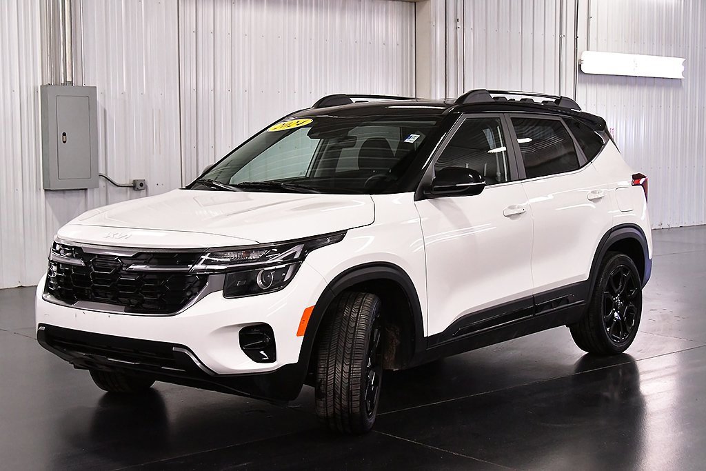 Used 2024 Kia Seltos X-Line image 3