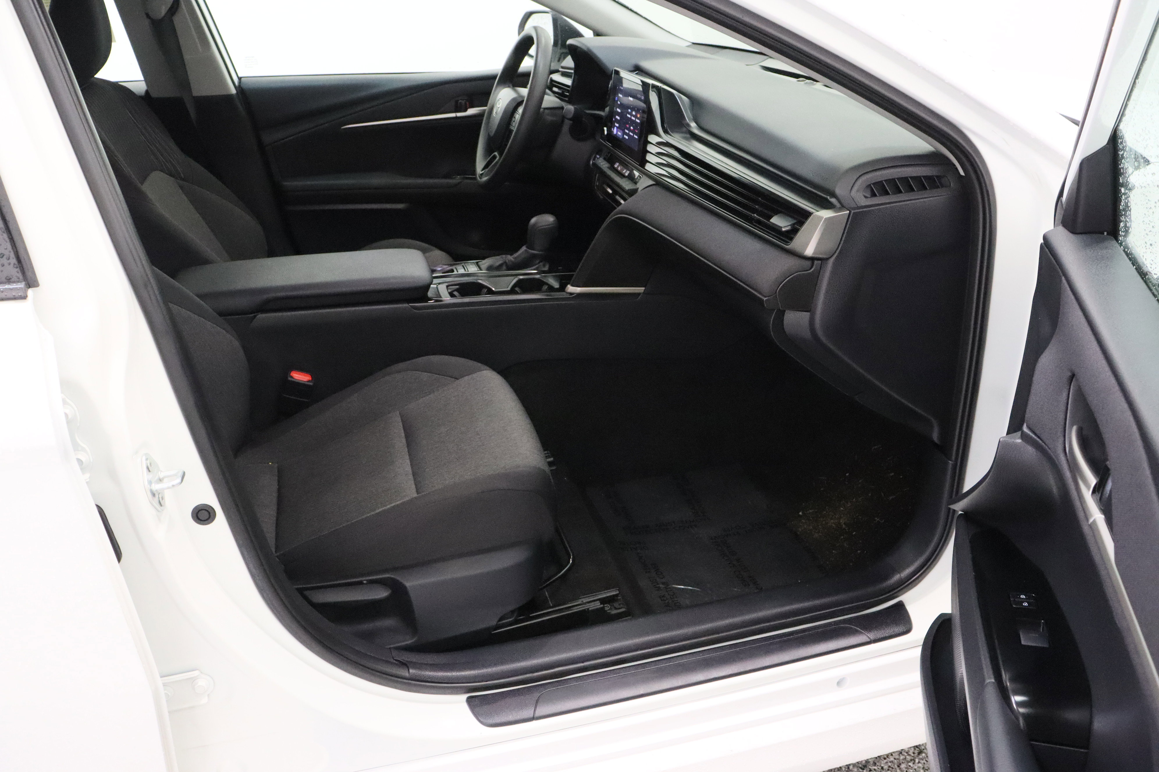 Certified 2025 Toyota Camry LE image 36