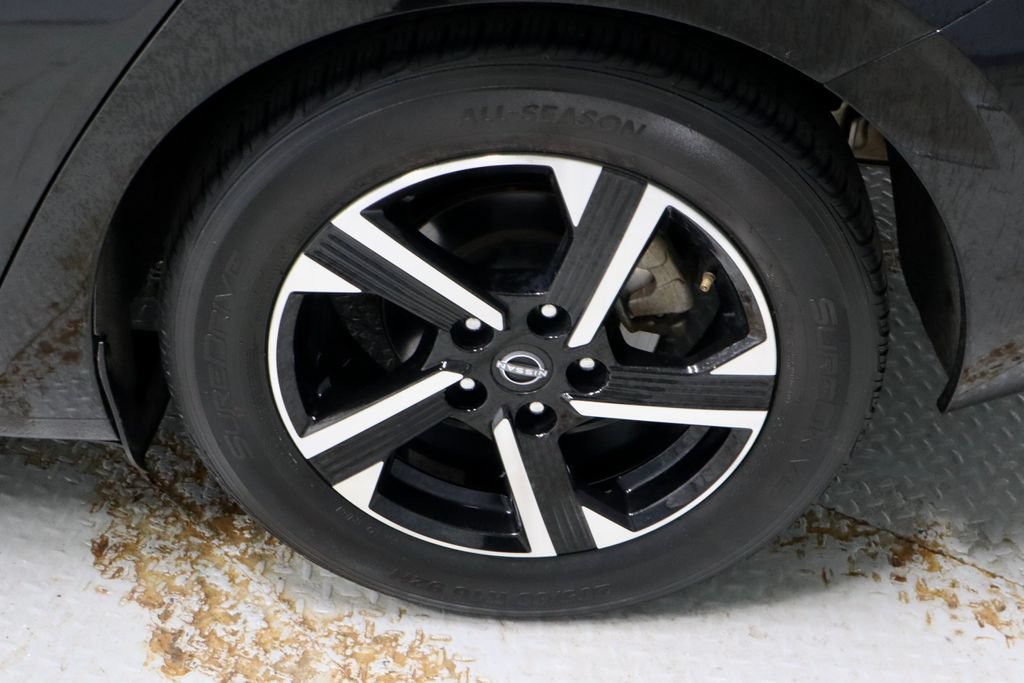 Certified 2024 Nissan Sentra SV FWD image 17
