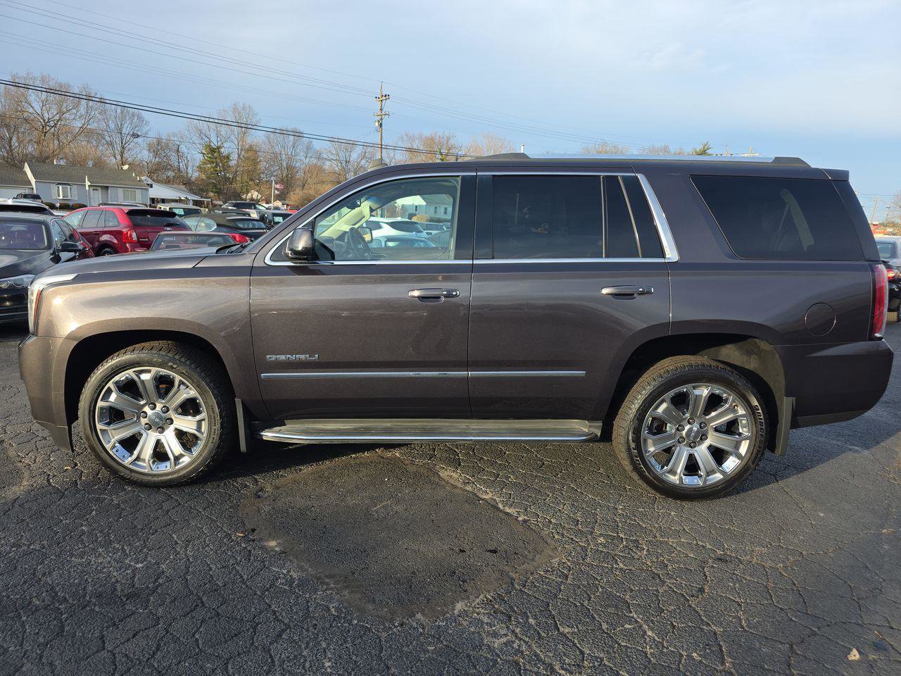 Used 2015 GMC Yukon Denali w/ Touring Package AWD/4WD image 19