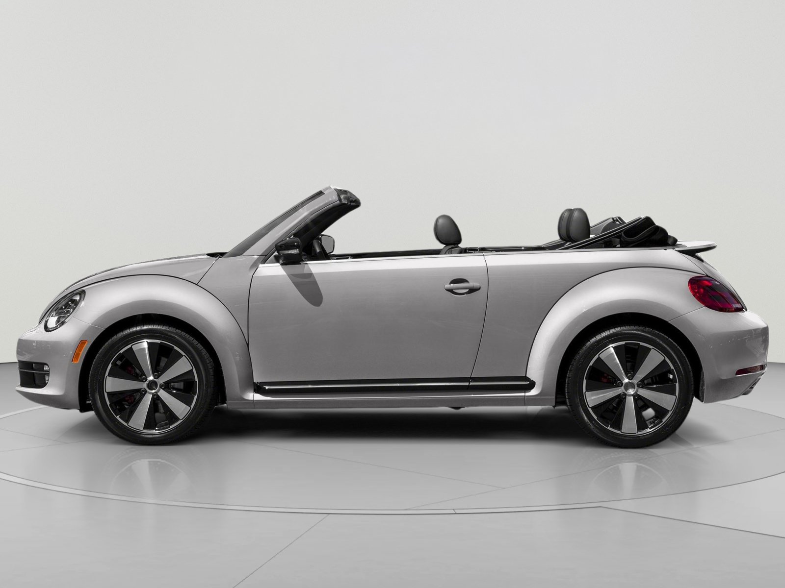 Used 2015 Volkswagen Beetle 1.8T FWD image 3