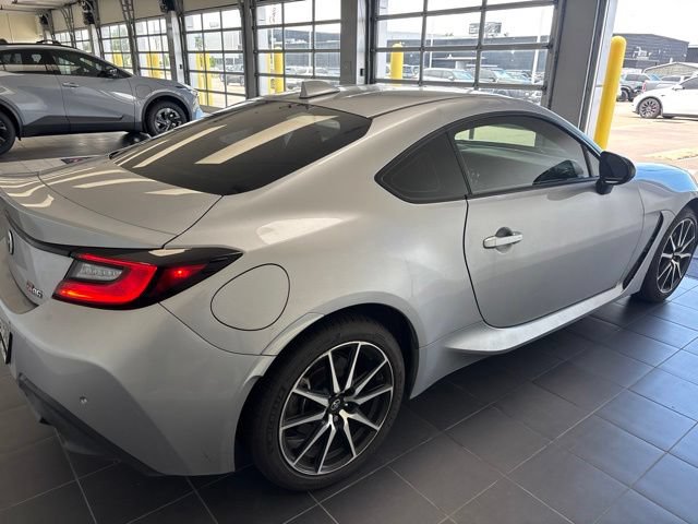 Certified 2023 Toyota GR86 RWD image 9