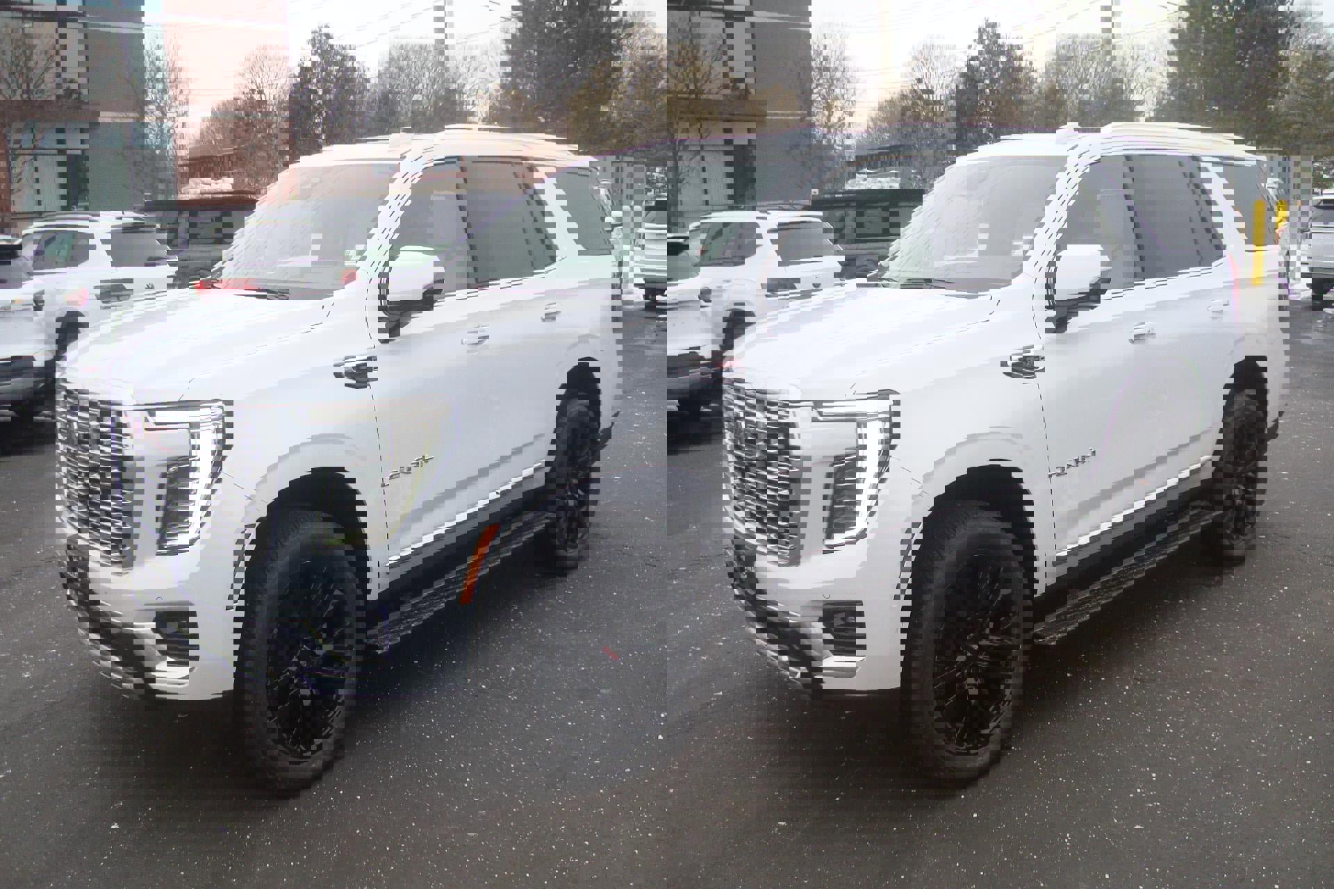 New 2026 GMC Yukon Denali w/ Denali Reserve Package image 1