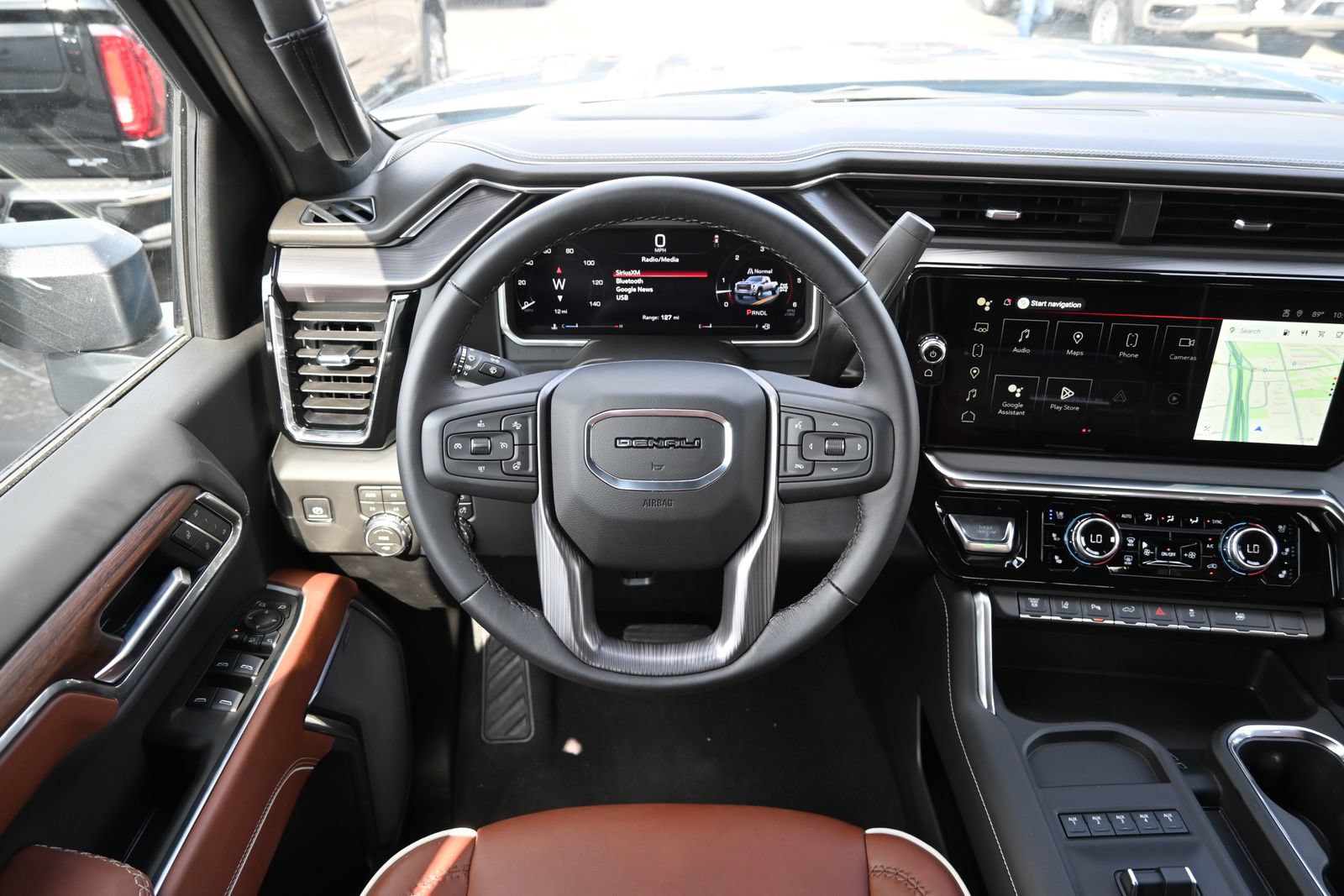 New 2026 GMC Sierra 3500 Denali Ultimate AWD/4WD image 9