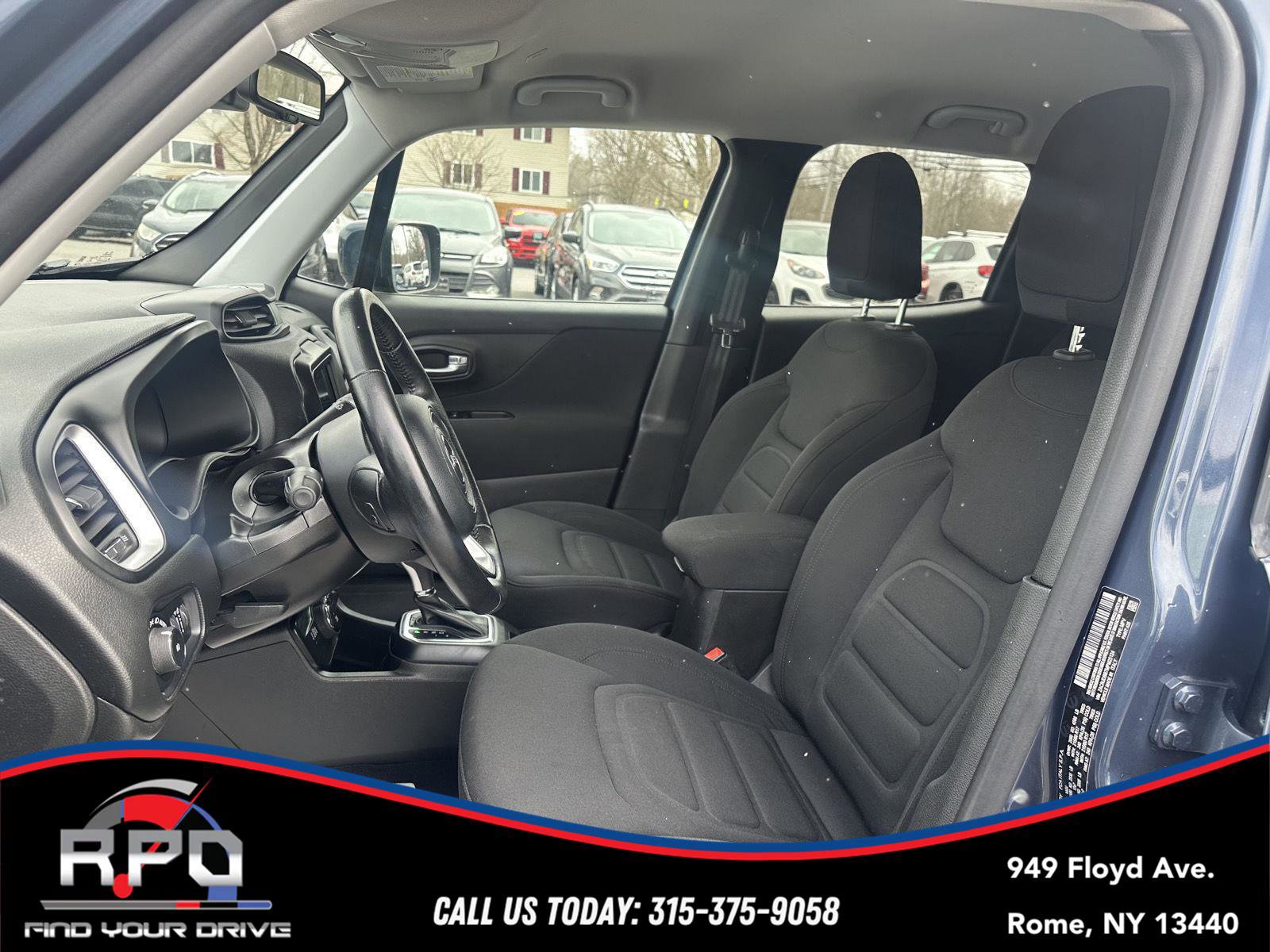 Used 2021 Jeep Renegade Latitude w/ Convenience Group image 19