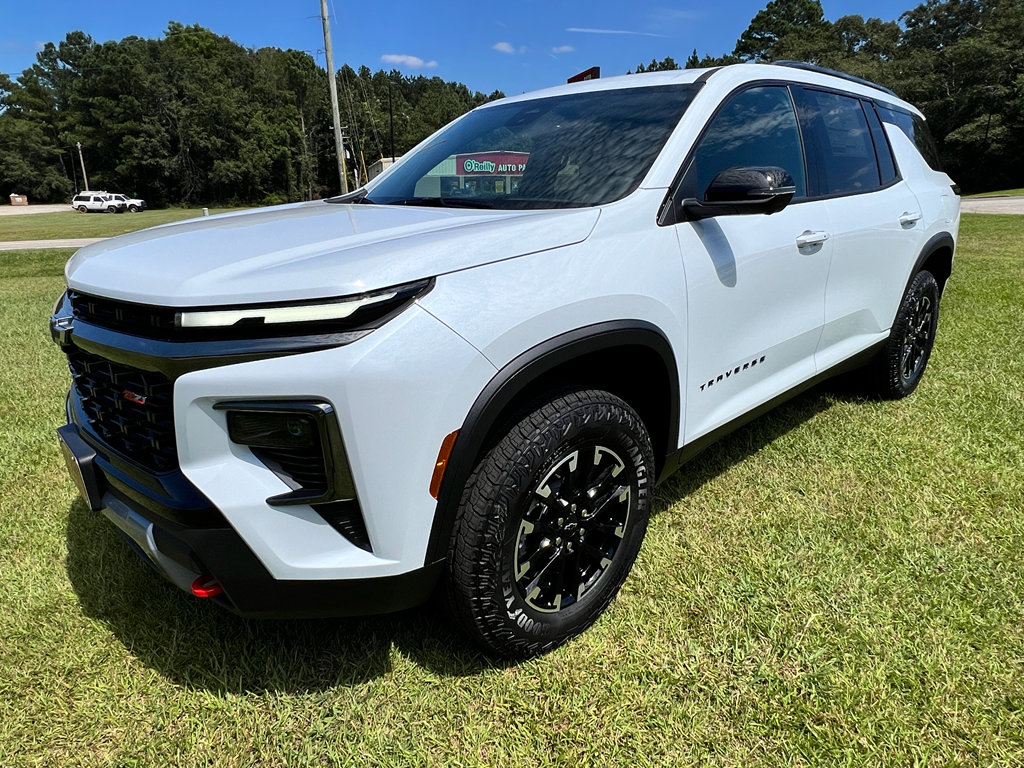 New 2026 Chevrolet Traverse Z71 w/ Driver Confidence Package image 4