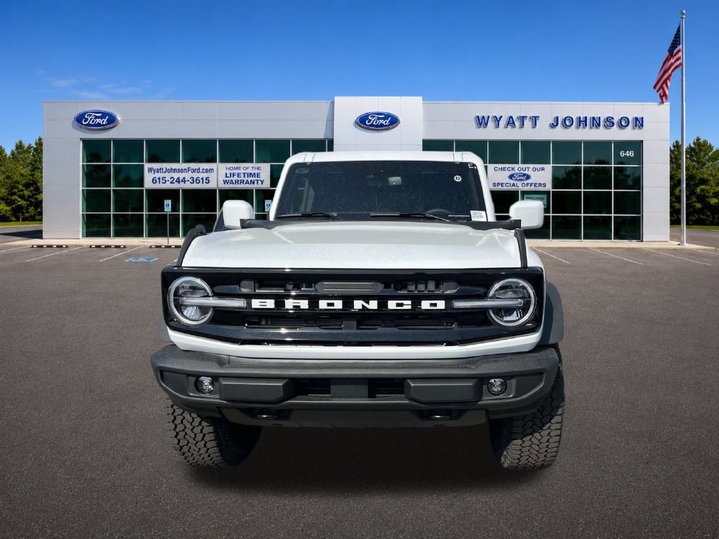New 2026 Ford Bronco Outer Banks w/ Sasquatch Package AWD/4WD image 9
