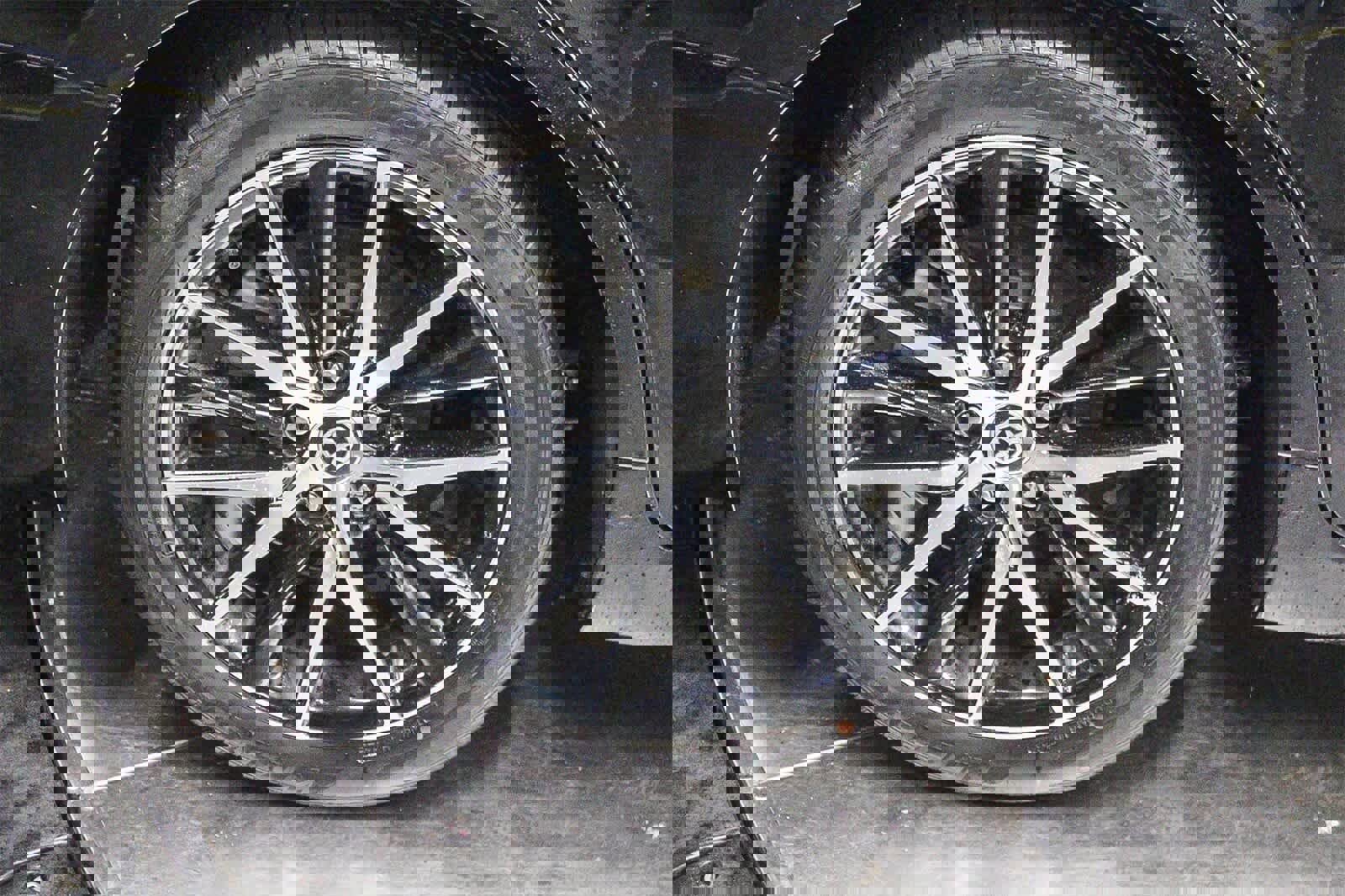 Used 2023 Toyota Camry SE image 9