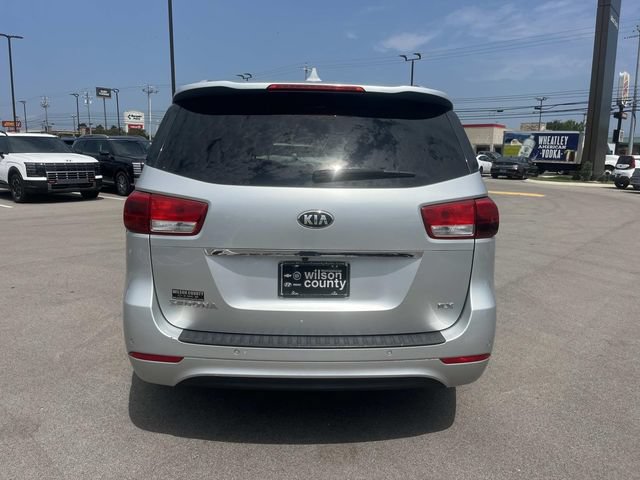 Used 2016 Kia Sedona EX FWD image 4