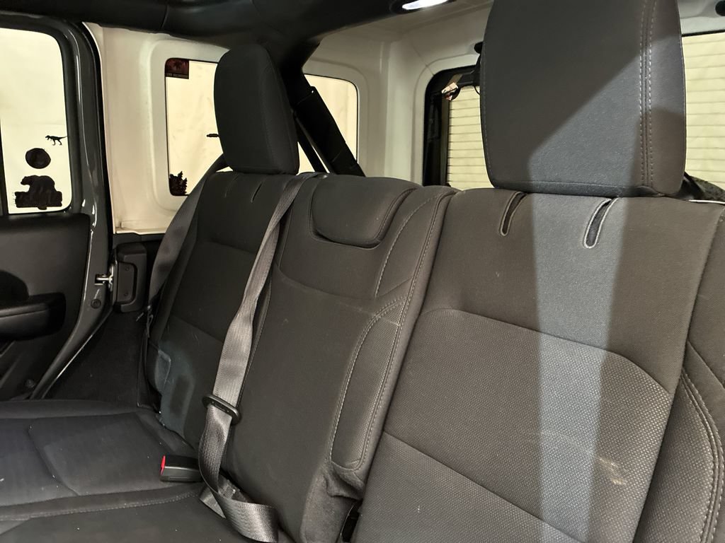 Used 2020 Jeep Wrangler Unlimited Sport S AWD/4WD image 9