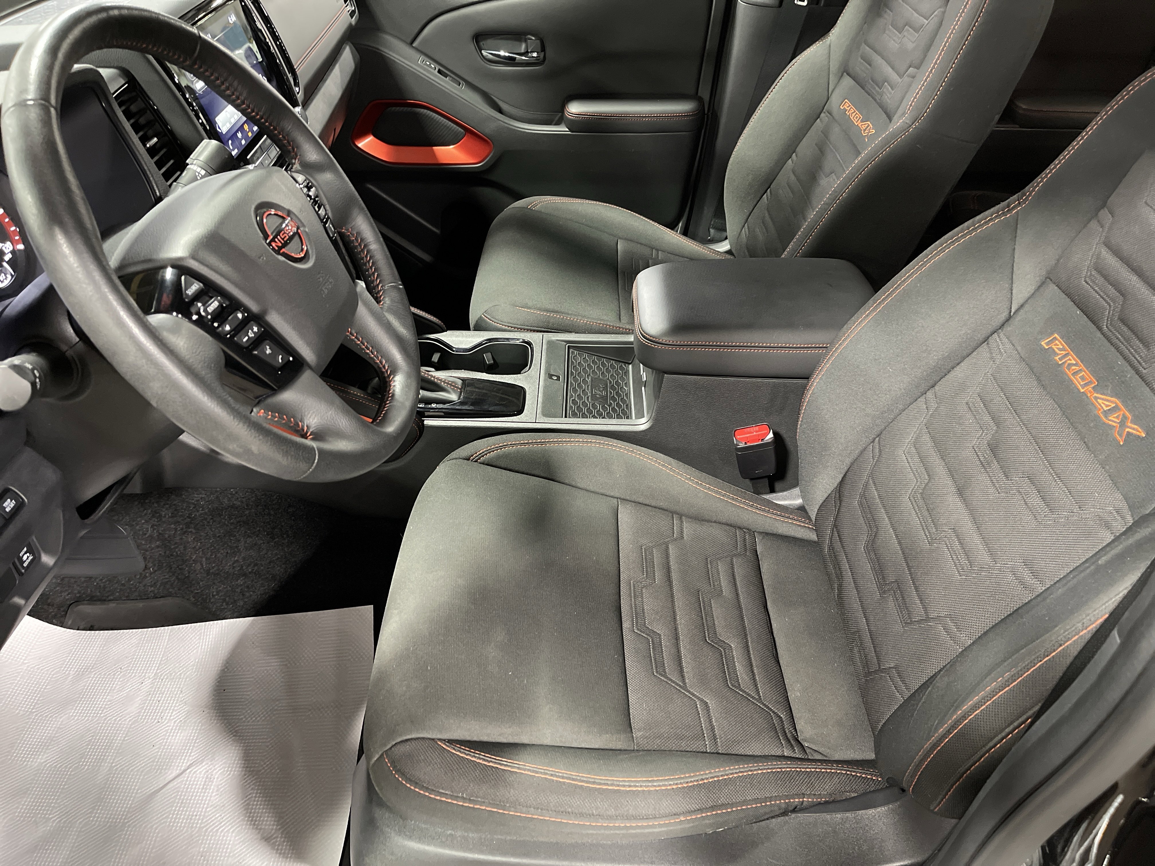 Used 2023 Nissan Frontier PRO-4X w/ Pro Convenience Package image 12