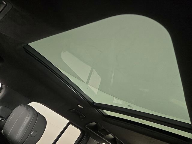 New 2026 Land Rover Defender 110 V8 image 14