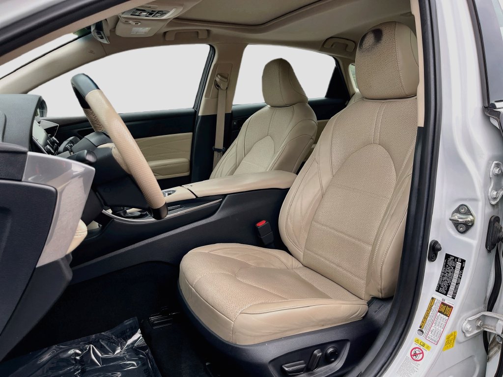 Used 2019 Toyota Avalon Limited w/ Advanced Safety Package FWD image 15
