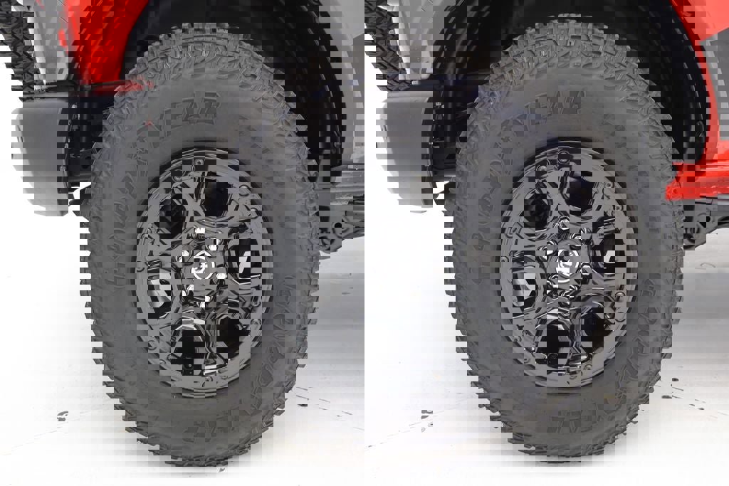 Used 2023 Ford Bronco Wildtrak image 12