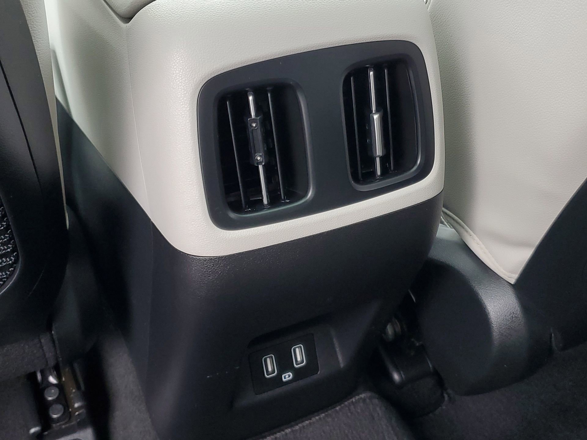 Used 2023 Hyundai Tucson Limited image 13