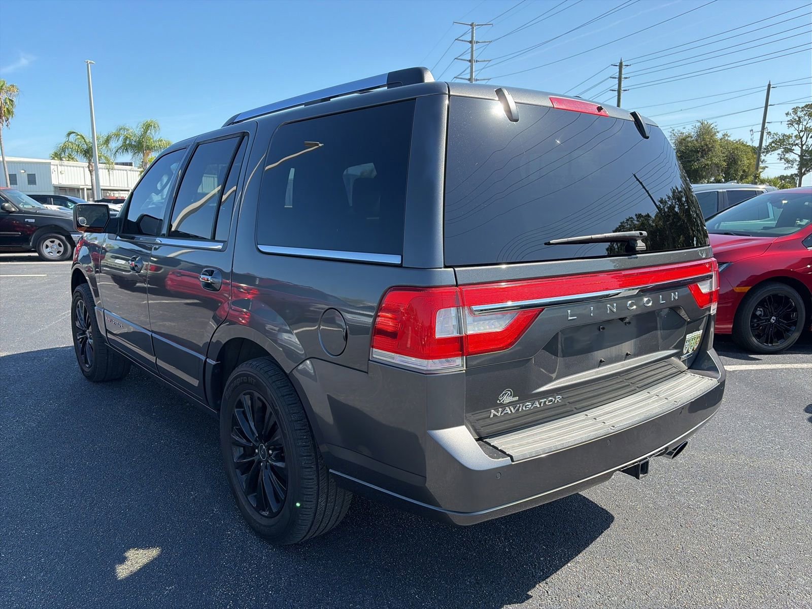 Used 2015 Lincoln Navigator 2WD image 5